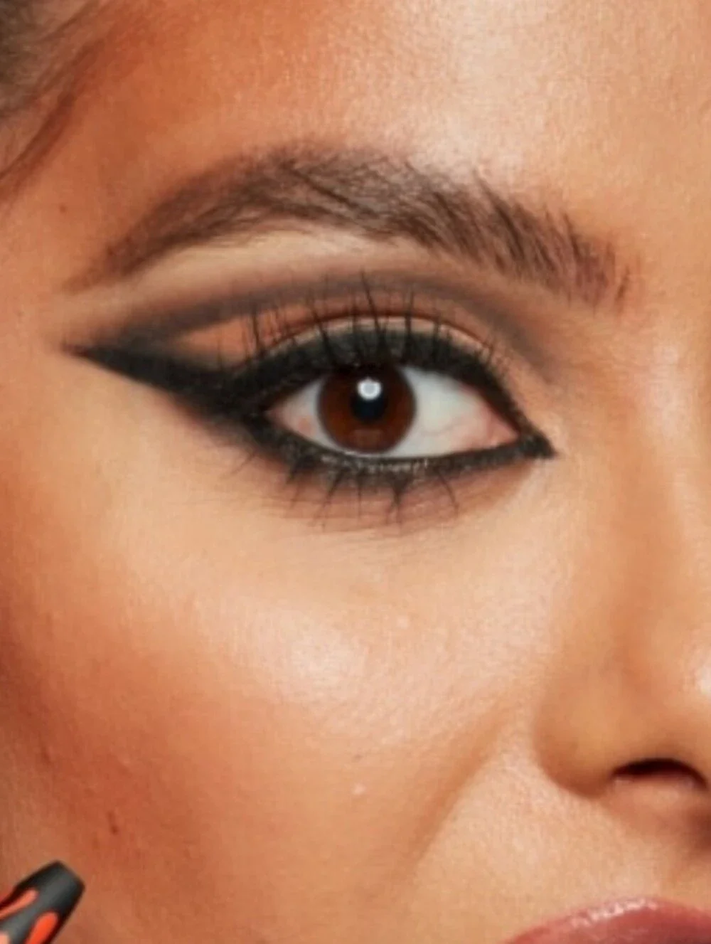 SET (2) NYX Epic Smoke Liners Black & White